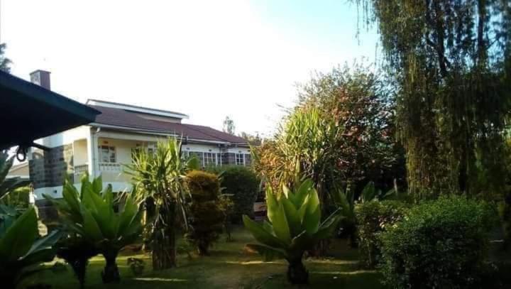 Homebase Gardens Kiamunyi Nakuru Exterior foto